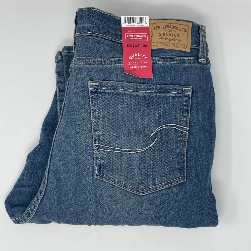 Levi Strauss Signature Mid Rise Straight Jeans Blue 12S W31 L30 NWT